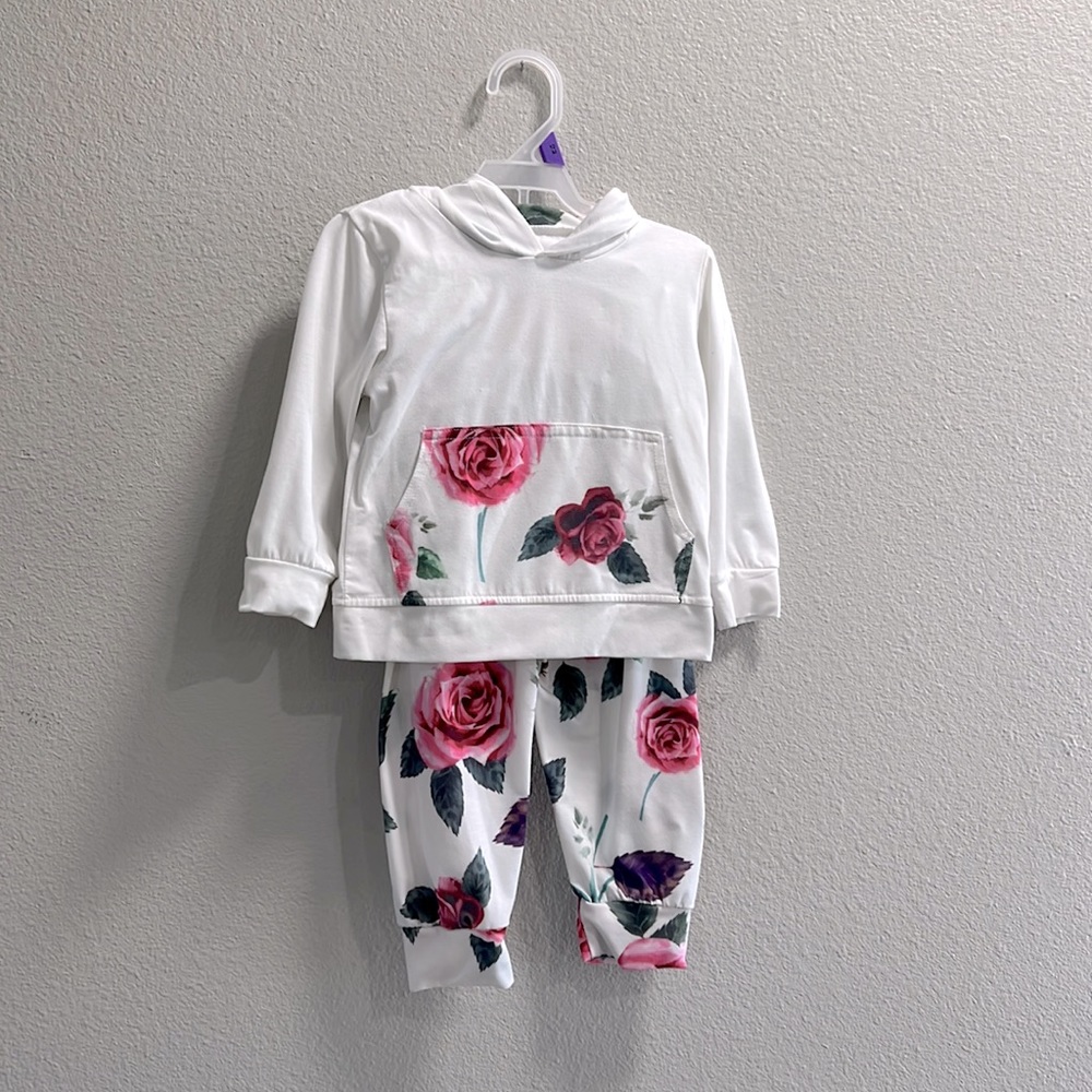 Patpat toddler girls 2 piece set. 18-24 months.